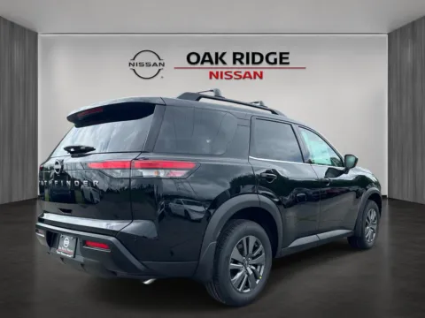 Another view of 2026 NISSAN PATHFINDER SV for sale in Oak Ridge, TN at Oak Ridge Nissan