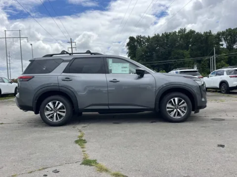 Photos of 2026 NISSAN PATHFINDER SL for sale in Oak Ridge, TN at Oak Ridge Nissan