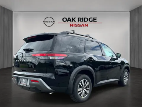 Another view of 2026 NISSAN PATHFINDER SL for sale in Oak Ridge, TN at Oak Ridge Nissan
