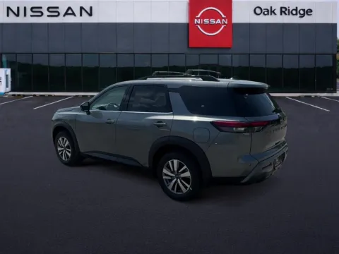 More photos of 2026 NISSAN PATHFINDER SL at Oak Ridge Nissan, TN