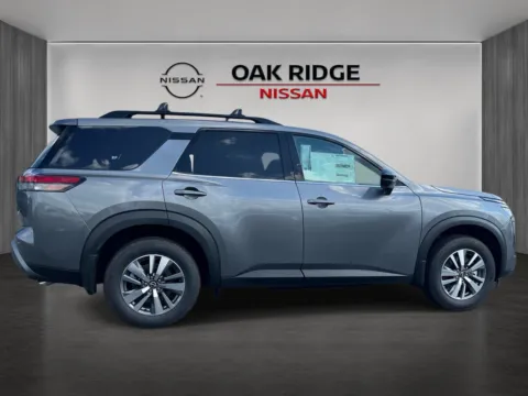 Photos of 2026 NISSAN PATHFINDER SL for sale in Oak Ridge, TN at Oak Ridge Nissan