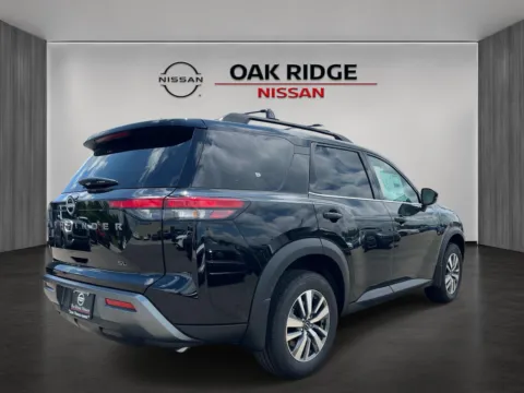 Another view of 2026 NISSAN PATHFINDER SL for sale in Oak Ridge, TN at Oak Ridge Nissan