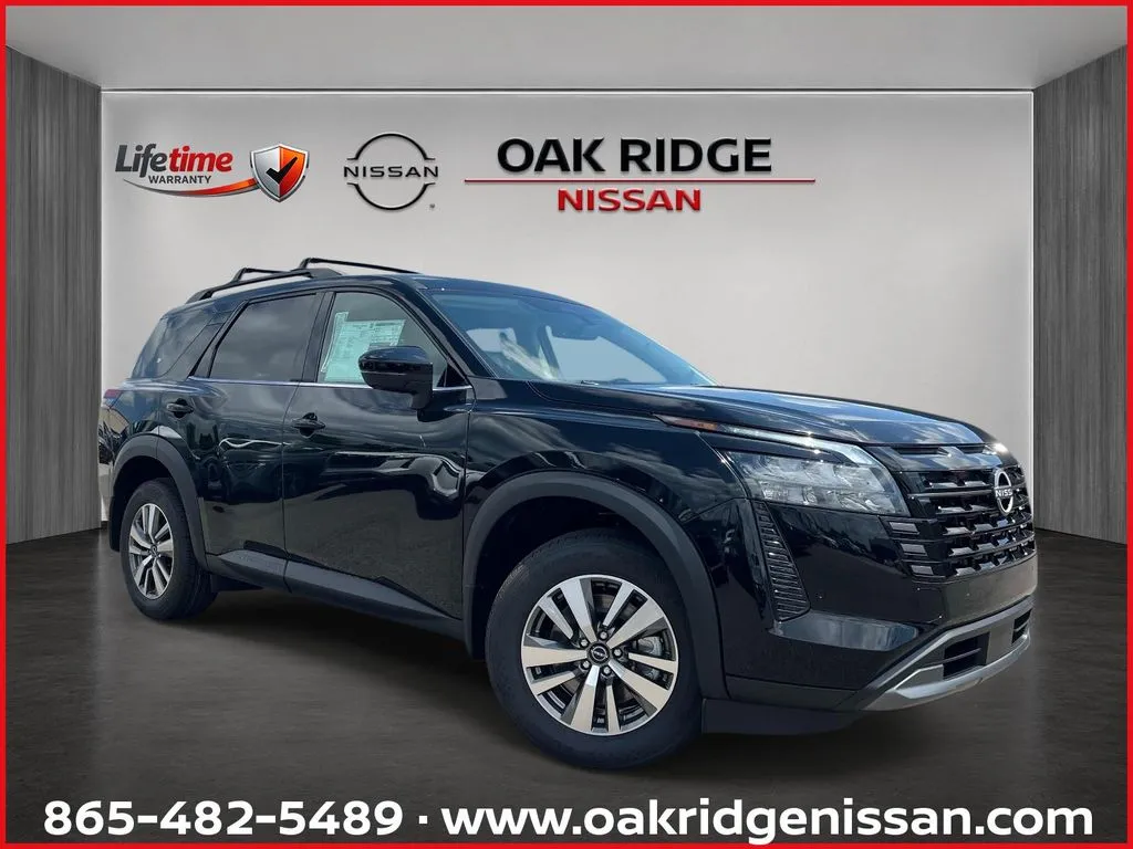 Black 2026 Nissan Pathfinder SL for sale in Oak Ridge, TN