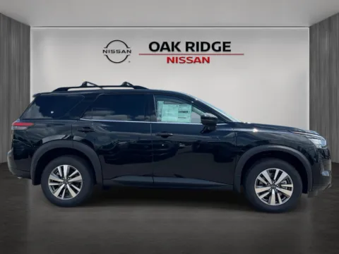 Photos of 2026 NISSAN PATHFINDER SL for sale in Oak Ridge, TN at Oak Ridge Nissan