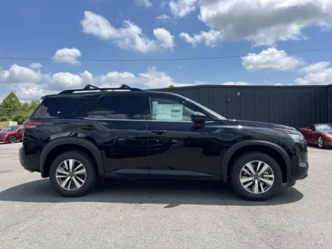 Photos of 2026 NISSAN PATHFINDER SL for sale in Oak Ridge, TN at Oak Ridge Nissan