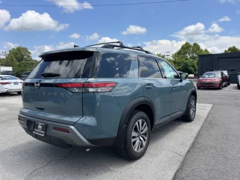 Another view of 2026 NISSAN PATHFINDER SL for sale in Oak Ridge, TN at Oak Ridge Nissan
