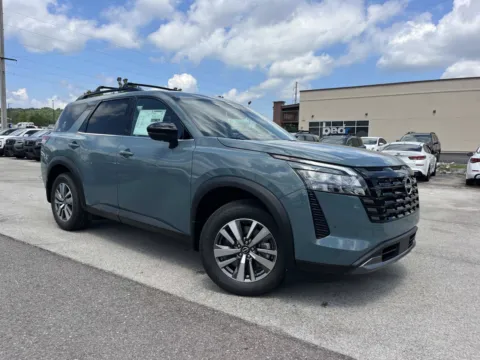 Green 2026 NISSAN PATHFINDER SL for sale in Oak Ridge, TN