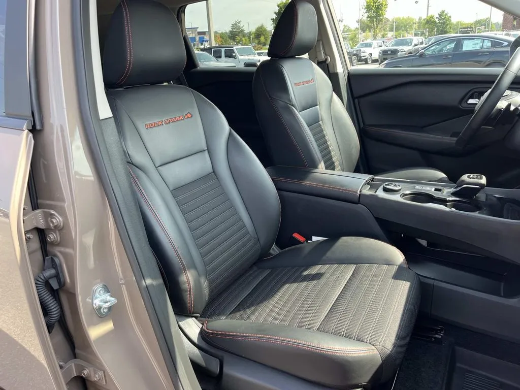 2025 Nissan Rogue Rock Creek - Photo 26