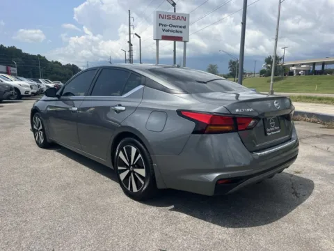 More photos of 2021 Nissan Altima 2.5 SV at Oak Ridge Nissan, TN