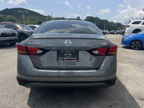 More photos of 2021 Nissan Altima 2.5 SV at Oak Ridge Nissan, TN