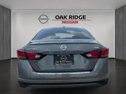 More photos of 2021 Nissan Altima 2.5 SV at Oak Ridge Nissan, TN