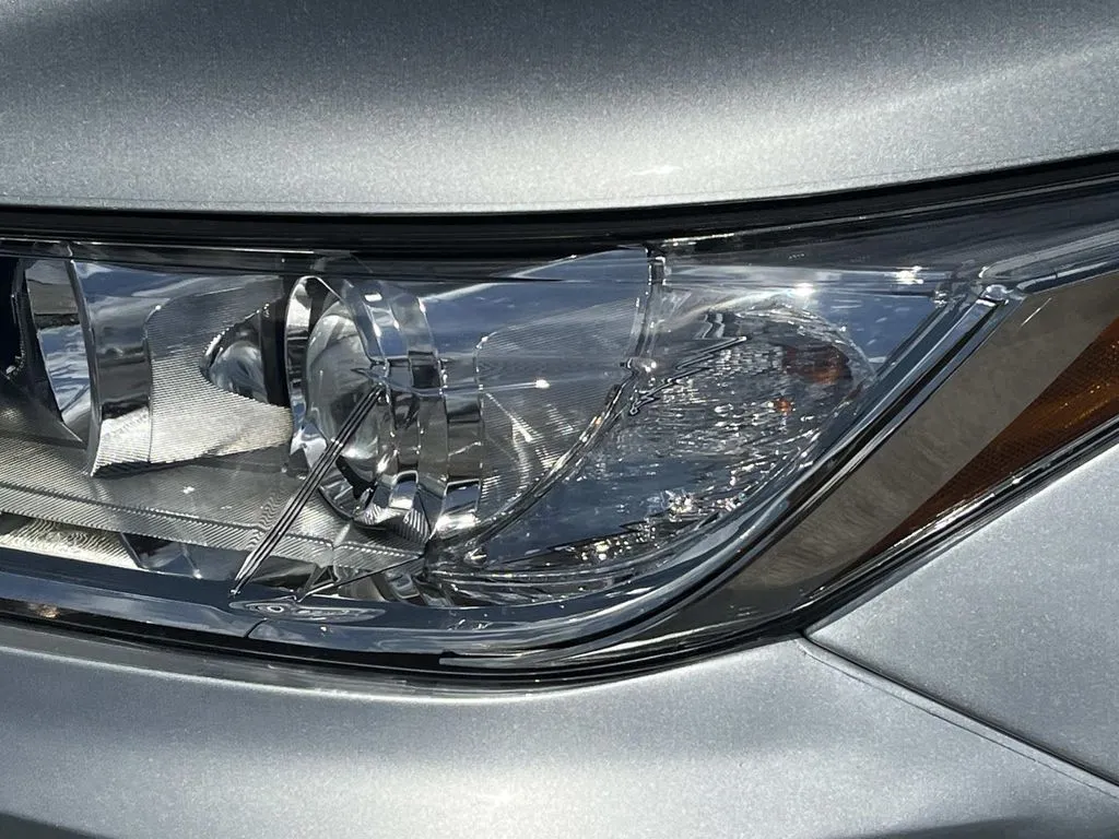 2019 Toyota Highlander XLE - Photo 9