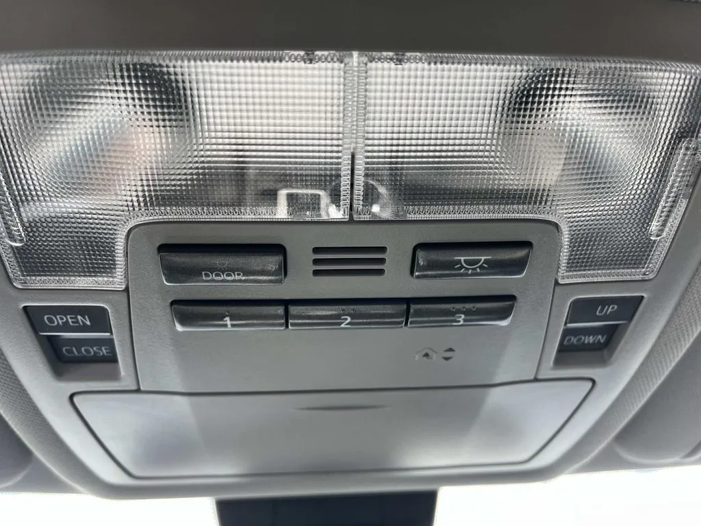 2019 Toyota Highlander XLE - Photo 17