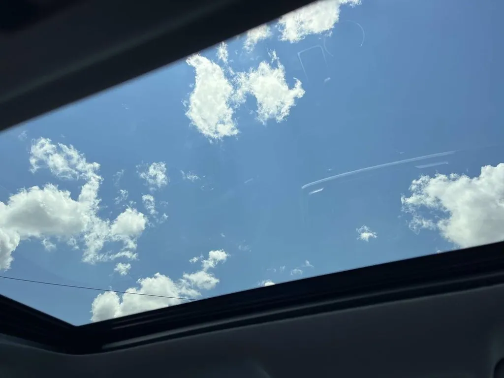 2019 Toyota Highlander XLE - Photo 18