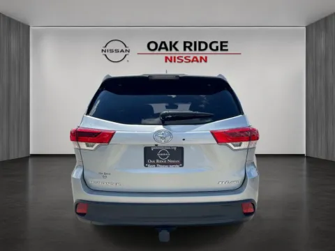 More photos of 2019 Toyota Highlander XLE at Oak Ridge Nissan, TN