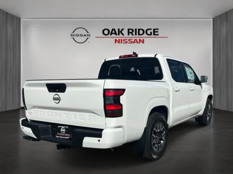Another view of 2026 Nissan Frontier SV for sale in Oak Ridge, TN at Oak Ridge Nissan