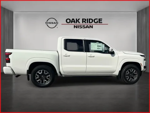 Photos of 2026 Nissan Frontier SV for sale in Oak Ridge, TN at Oak Ridge Nissan