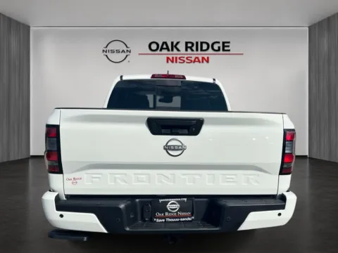 More photos of 2026 Nissan Frontier SV at Oak Ridge Nissan, TN