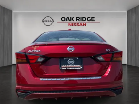 More photos of 2021 Nissan Altima 2.5 SV at Oak Ridge Nissan, TN