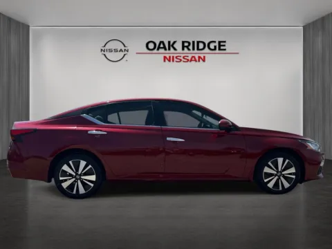 Photos of 2021 Nissan Altima 2.5 SV for sale in Oak Ridge, TN at Oak Ridge Nissan
