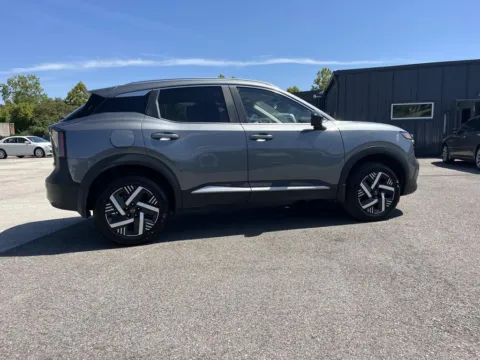 Photos of 2026 Nissan Kicks SV for sale in Oak Ridge, TN at Oak Ridge Nissan