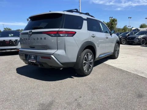 Another view of 2026 Nissan Pathfinder Platinum for sale in Oak Ridge, TN at Oak Ridge Nissan