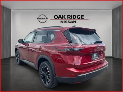 More photos of 2026 Nissan Rogue Dark Armor at Oak Ridge Nissan, TN