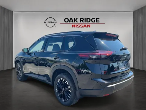 More photos of 2026 Nissan Rogue Dark Armor at Oak Ridge Nissan, TN