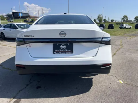 More photos of 2027 Nissan Sentra S at Oak Ridge Nissan, TN