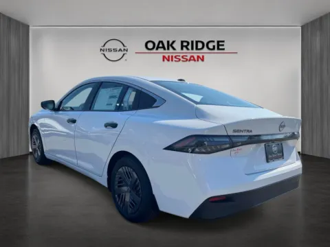More photos of 2027 Nissan Sentra S at Oak Ridge Nissan, TN
