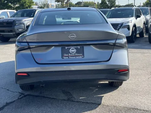More photos of 2027 Nissan Sentra S at Oak Ridge Nissan, TN