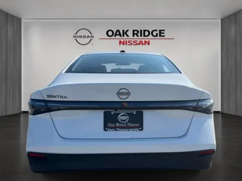 More photos of 2027 Nissan Sentra S at Oak Ridge Nissan, TN