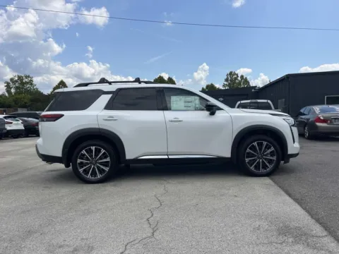 Photos of 2026 Nissan Pathfinder Platinum for sale in Oak Ridge, TN at Oak Ridge Nissan