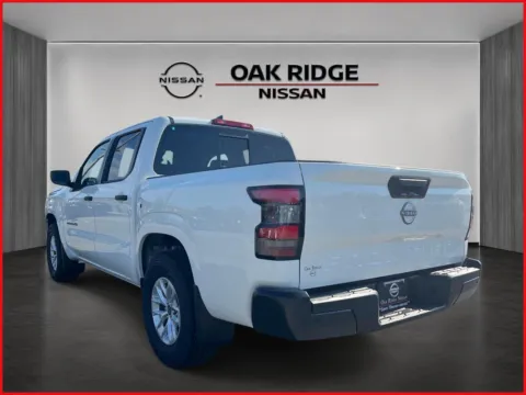 More photos of 2027 Nissan Frontier S at Oak Ridge Nissan, TN