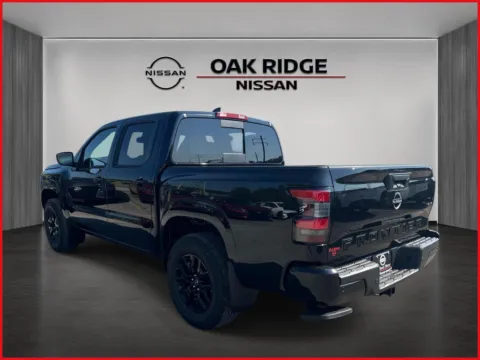 More photos of 2027 Nissan Frontier SV at Oak Ridge Nissan, TN