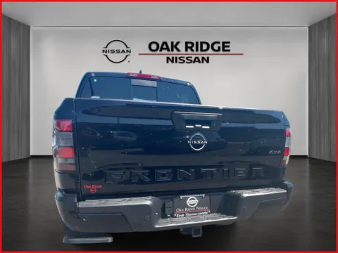 More photos of 2027 Nissan Frontier SV at Oak Ridge Nissan, TN