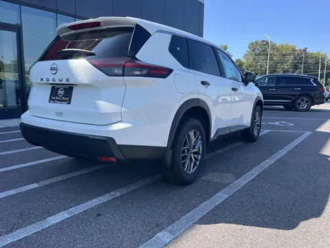 Another view of 2026 Nissan Rogue S for sale in Oak Ridge, TN at Oak Ridge Nissan