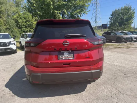 More photos of 2026 Nissan Rogue Dark Armor at Oak Ridge Nissan, TN