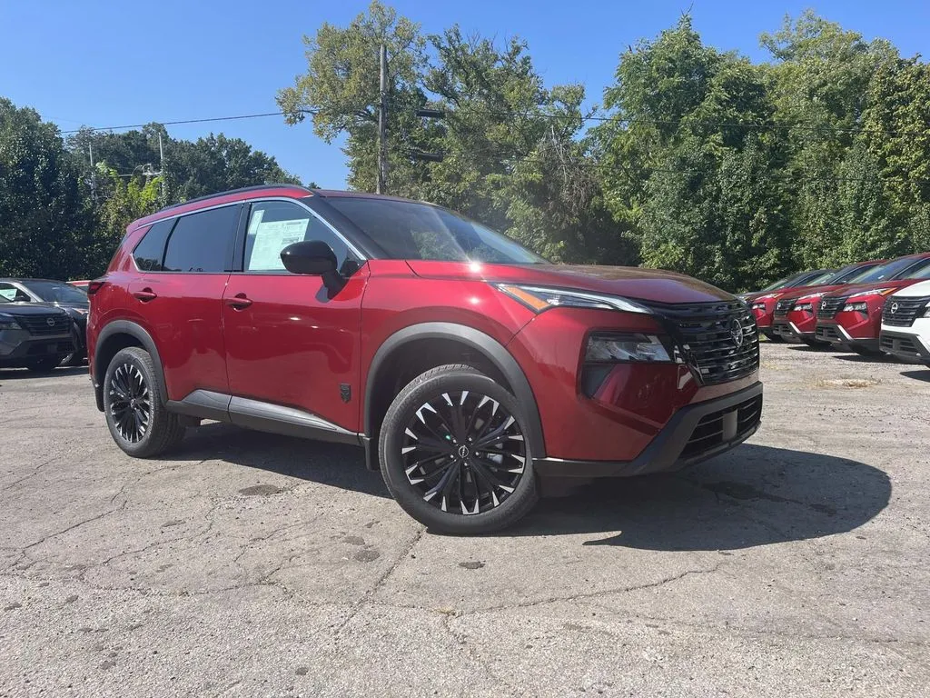 2026 Nissan Rogue Dark Armor