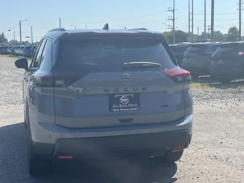 More photos of 2026 Nissan Rogue Dark Armor at Oak Ridge Nissan, TN