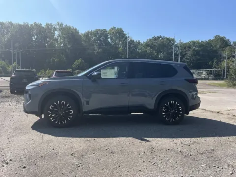 More photos of 2026 Nissan Rogue Dark Armor at Oak Ridge Nissan, TN