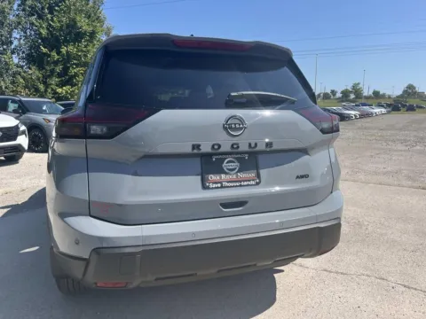 More photos of 2026 Nissan Rogue Dark Armor at Oak Ridge Nissan, TN