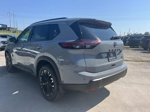 More photos of 2026 Nissan Rogue Dark Armor at Oak Ridge Nissan, TN