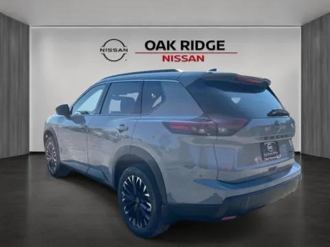 More photos of 2026 Nissan Rogue Dark Armor at Oak Ridge Nissan, TN