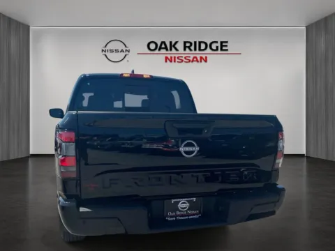 More photos of 2027 Nissan Frontier SV at Oak Ridge Nissan, TN
