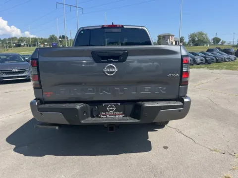 More photos of 2027 Nissan Frontier SV at Oak Ridge Nissan, TN