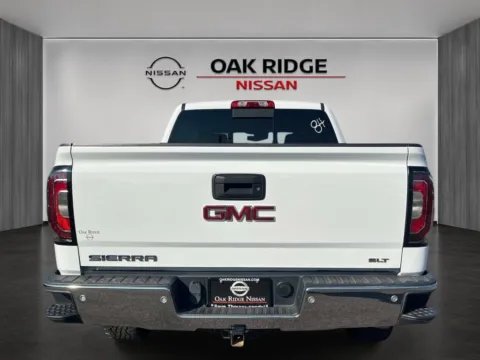 More photos of 2018 GMC Sierra SLT at Oak Ridge Nissan, TN