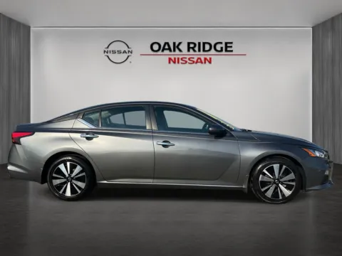 Photos of 2022 Nissan Altima 2.5 SV for sale in Oak Ridge, TN at Oak Ridge Nissan