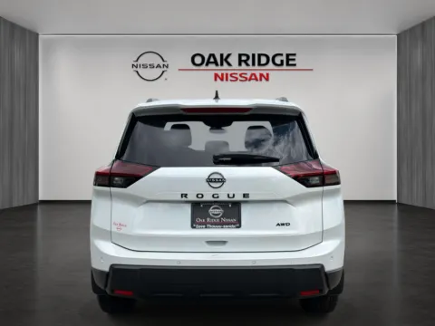 More photos of 2026 Nissan Rogue Dark Armor at Oak Ridge Nissan, TN