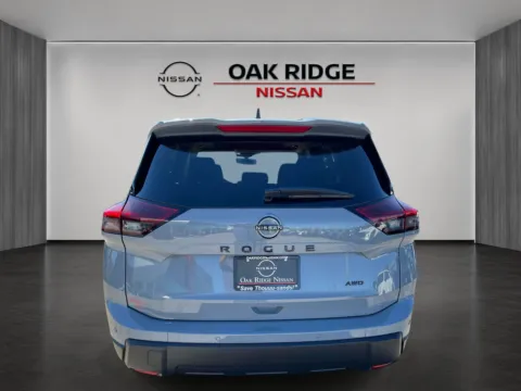 More photos of 2026 Nissan Rogue Dark Armor at Oak Ridge Nissan, TN